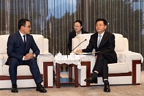 Чынгыз Эсенгул уулу обсудил с китайским коллегой вопросы расширения сотрудничества в области телевидения и радио