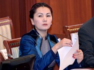 Аида Салянова, депутат: «Баш мыйзамды өзгөртүү боюнча референдум өткөрүүгө укуктук негиз жок» 