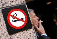 В Кыргызстане стали чаще штрафовать за курение в неустановленных местах