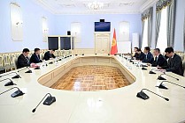 Эдиль Байсалов встретился с руководителем администрации президента Монголии 