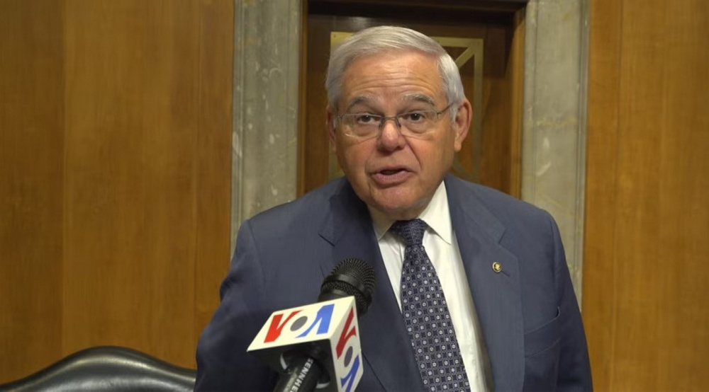 дерек томас. сенатор-республиканец линдси грэм. сенатор призвал. сенатор призвал. сенатора джима риша,.