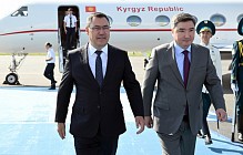 Садыр Жапаров прилетел на саммит в Астану на саммит