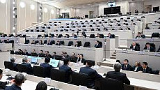 Парламент в трех чтениях одобрил законопроект о дебюрократизации госуслуг Парламент в трех чтениях одобрил законопроект о дебюрократизации госуслуг