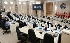 Жогорку Кенеш одобрил выдачу паспорта детям по заявлению одного родителя