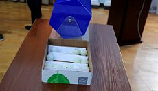 Между кандидатами в депутаты Жогорку Кенеша КР прошла жеребьевка по определению очередности в избирательные бюллетени