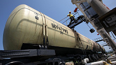 Азербайджан готов поставлять нефтепродукты в Кыргызстан