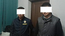 В Баткенской области подозреваемый пытался дать взятку милиционеру