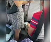 В Бишкеке задержан мужчина, тайно снимавший в маршрутке под платьем девушки