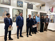 В Астане открылась международная выставка кыргызских и казахских художников