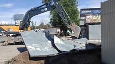 Депутат раскритиковала службы за порчу имущества при демонтаже