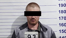 В Каинды мужчину убили на почве ревности и сожгли его машину, подозреваемые задержаны