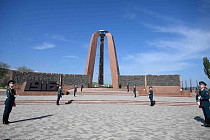 Глава Совета министров Того посетил комплекс «Ата-Бейит» в Бишкеке