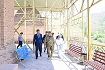 Ташиев посетил мавзолей пророка Ыдырыса в Чаткале