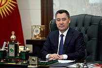 Садыр Жапаров поздравил кыргызстанцев с Днем Конституции Кыргызской Республики