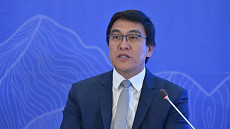 Эдиль Байсалов назначен послом Кыргызстана в США Эдиль Байсалов назначен послом Кыргызстана в США