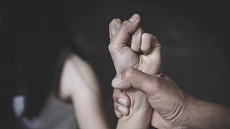 В Кыргызстане число случаев семейного насилия выросло на 32% В Кыргызстане число случаев семейного насилия выросло на 32%