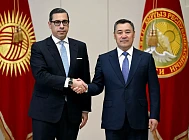 Садыр Жапаров принял министра иностранных дел Кипра Садыр Жапаров принял министра иностранных дел Кипра