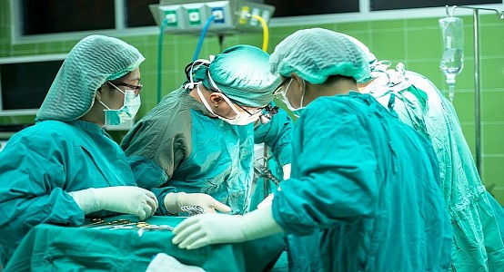 Около 1200 операций в год проводят в НИИ хирургии сердца и трансплантации органов