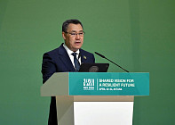 Садыр Жапаров призвал страны региона к новому водно-энергетическому балансу