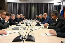 Адылбек Касымалиев и Михаил Мишустин обсудили комплекс актуальных вопросов