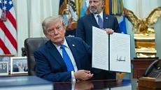 Трамп запретил в США «родильный туризм». Его предыдущая попытка ограничить право на гражданство по рождению провалилась