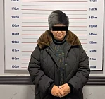 За взятки задержана инженер по расчету Ак-Суйского РЭС