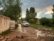 В Нарыне  сель затопил 50 домов, есть разрушения
