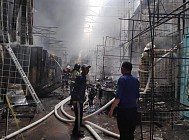 В результате пожар на рынке «Дордой» сгорели 42 контейнера и 9 павильонов