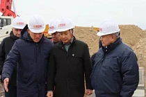 Министр энергетики проверил ход строительства солнечной электростанции в Иссык-Кульской области Министр энергетики проверил ход строительства солнечной электростанции в Иссык-Кульской области