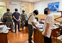 ГКНБ КР: Задержан главный инспектор Счетной палаты