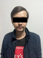 В Бишкеке задержаны лжемилиционеры, которые шантажировали бизнесмена и вымогали деньги