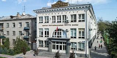 Резервы Нацбанка Кыргызстана по золоту и валюте увеличены почти в 2,7 раза