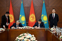 Кыргызстан и Казахстан к 2030 году хотят увеличить товарооборот до $3 миллиардов