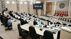 Депутатам Жогорку Кенеша раздали планшеты Депутатам Жогорку Кенеша раздали планшеты