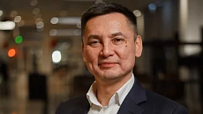 Гендиректору сети АЗС Red Petroleum Акылбеку Маматову изменили меру пресечения