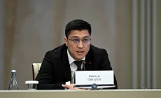 Бывшего министра науки Бактияра Орозова лишили водительских прав