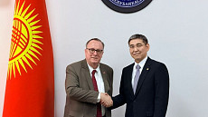 Министр здравоохранения КР и посол США в КР обсудили развитие сотрудничества Министр здравоохранения КР и посол США в КР обсудили развитие сотрудничества