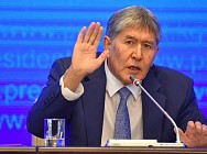 Кыргызстандын Баш мыйзамына өзгөртүү киргизүү демилгеси президентке таандык - Өмүркулов