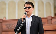 Дастан Бекешев призвал на деле улучшать жизнь кыргызстанцев