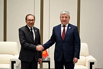 Председатель кабмина Адылбек Касымалиев встретился с премьер-министром Малайзии