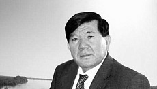 Садыр Жапаров выразил соболезнования Касым-Жомарту Токаеву в связи с кончиной казахского поэта Мухтара Шаханова