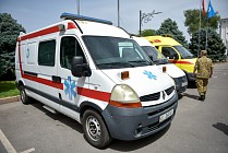 Центру экстренной медицины передали автомобили скорой помощи