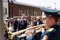 В Бишкек прибыл туристический поезд из Европы В Бишкек прибыл туристический поезд из Европы