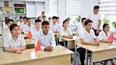 Школьников не будут переводить на онлайн-обучение