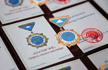 Жогорку Кенеш одобрил скидки на обучение детям матерей-героинь