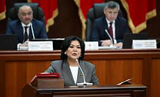 ЦИК одобрил досрочное прекращение полномочий депутата ЖК Гульсункан Жунушалиевой