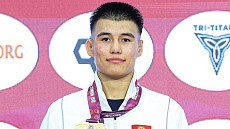 Эрлан Марс уулу завоевал бронзу Чемпионата мира по борьбе проигрывая 0:5